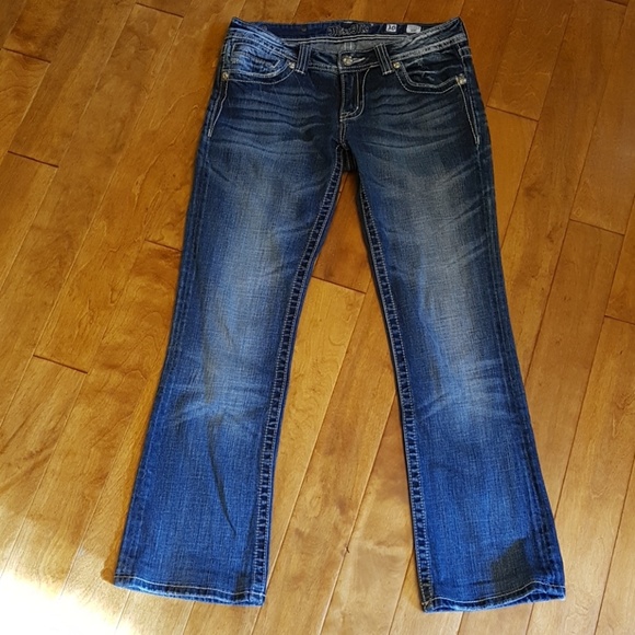 Miss Me Denim - Miss Me size 30 Bootcut Jeans Cross Design